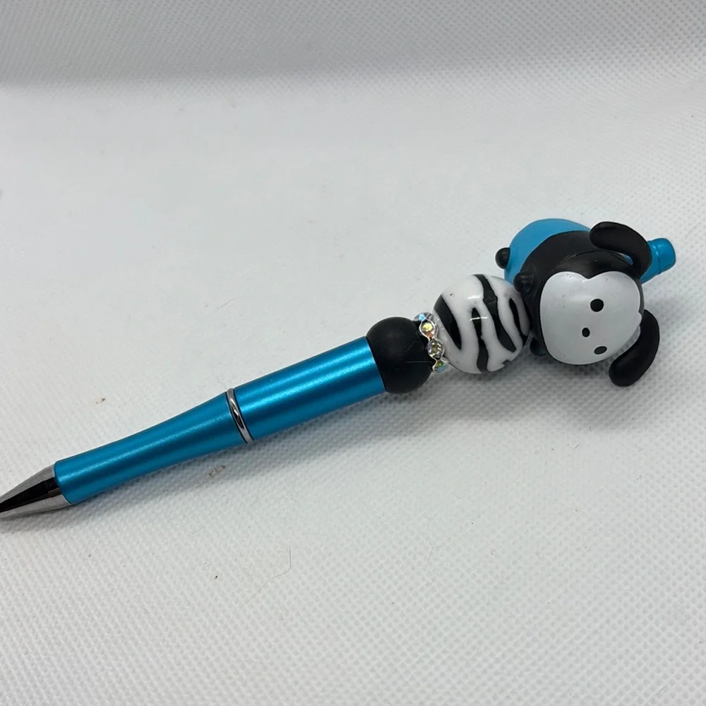 Handmade Disney Tsum Tsum Character Pen Oswald Theme - Picture 4 of 4